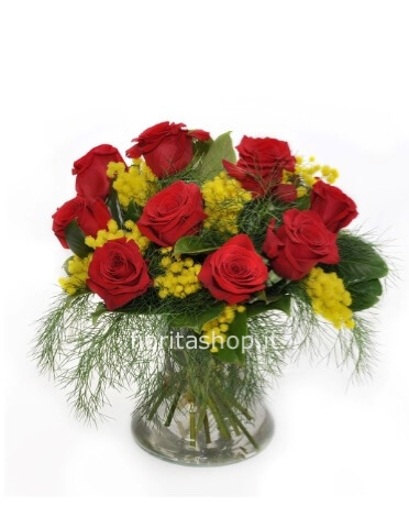 Bouquet con  mimosa e rose rosse o lilla o gialle